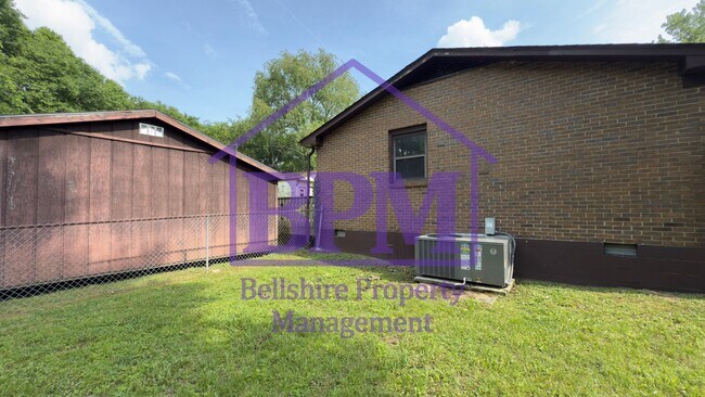 Building Photo - Freshly Updated 3 Bed, 1.5 Bath Home in An...