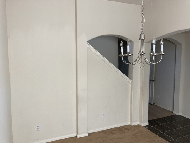 Building Photo - 702 Silver Reef Ln