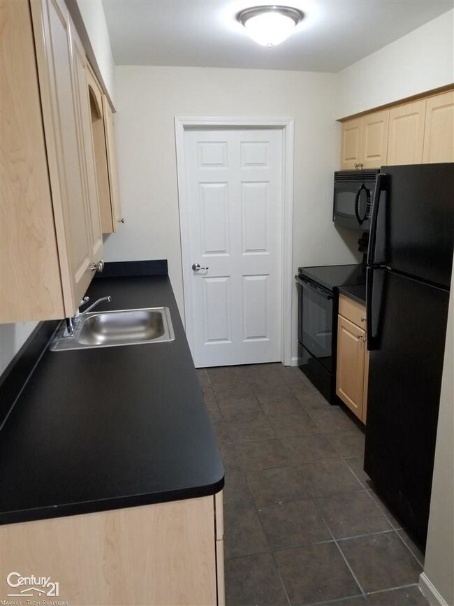 Building Photo - 39499 Harrison Bay Ct