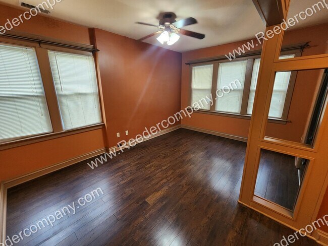 Building Photo - 3919 Alder St