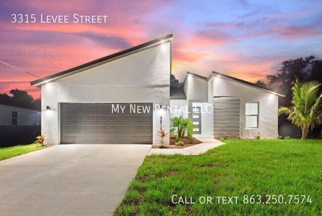 Building Photo - 3315 Levee St