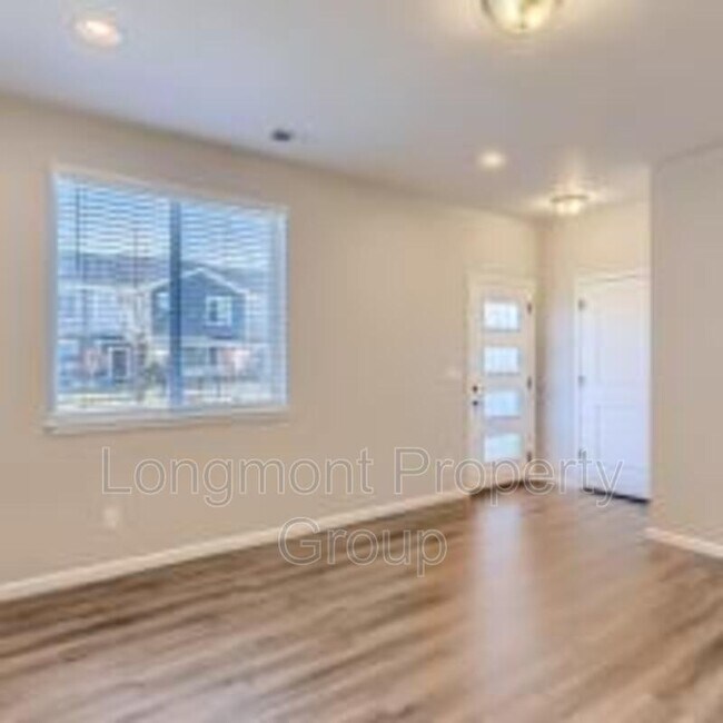 Building Photo - 624 Stonebridge Drive