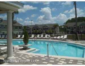 Building Photo - 10349 Regent Square Dr