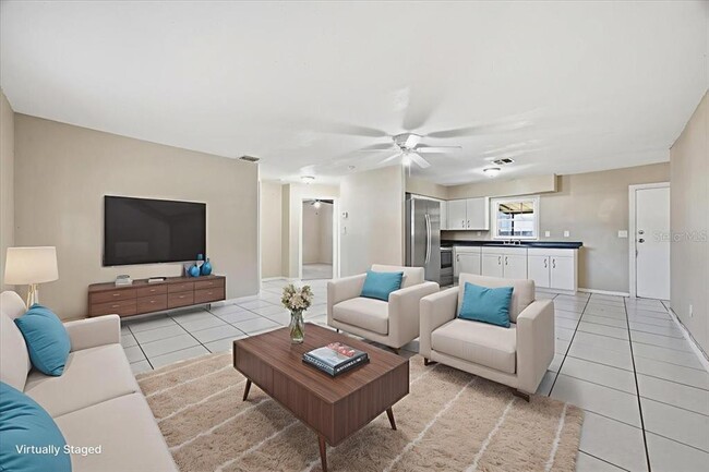 Foto del edificio - 113 N Lancelot Ave