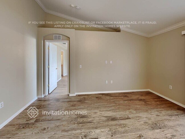 Building Photo - 1721 James Pointe Dr
