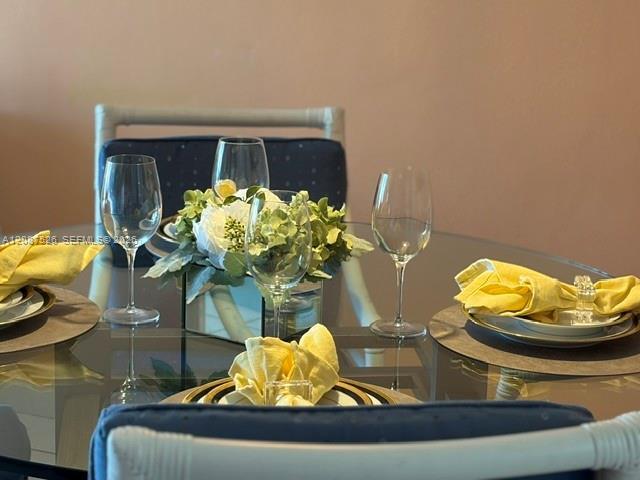 Foto del edificio - 2861 Leonard Dr