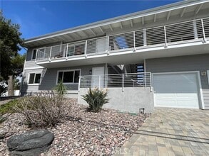 Building Photo - 25021 La Cresta Dr