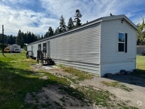 Building Photo - 300 Bierney Creek Rd