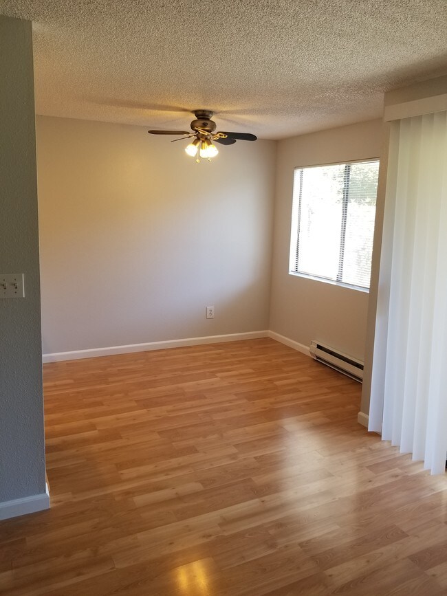 2020 Grant Ave S Unit C103, Renton, WA 98055 Condo for Rent in Renton, WA