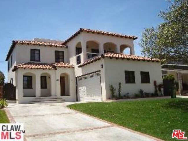 Foto del edificio - 7917 Westlawn Ave