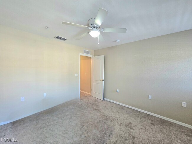 Foto del edificio - 12020 Rock Brook Run