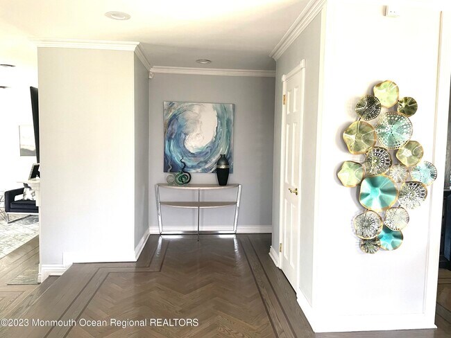 Foto del edificio - 111 Sheridan Ave