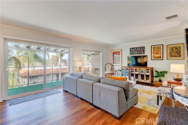 Building Photo - 881 Via Mendoza