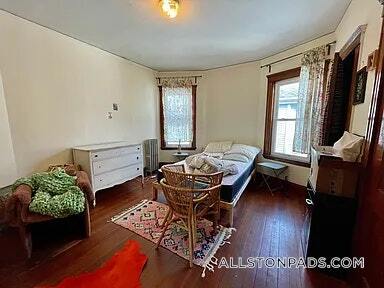 Foto del edificio - 84 Allston St