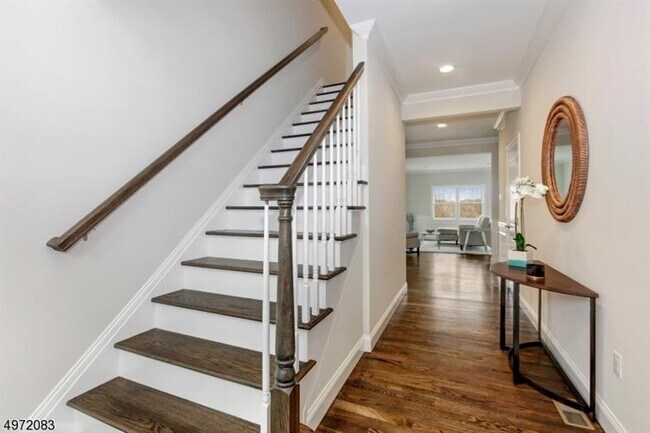Foto del edificio - 8 Justin Ln