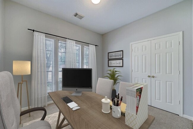Foto del edificio - 6718 Cypress Glades Dr