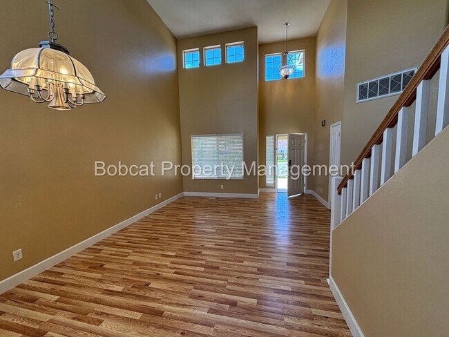 Foto del edificio - 1477 Ridge Point Dr
