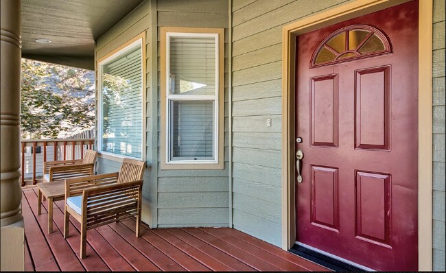 Foto del edificio - 896 SE Airpark Dr