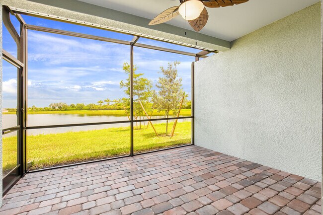 Building Photo - 14619 Edgewater Cir