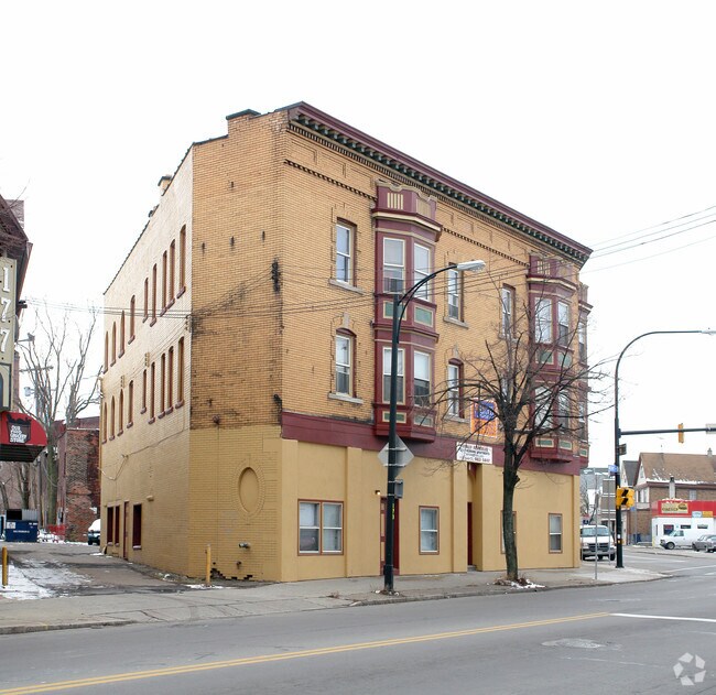 1073 Grant St Apartments Apartments Buffalo, NY