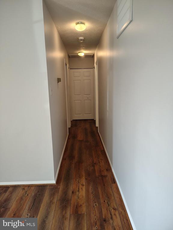 Building Photo - 10704 Wyld Dr