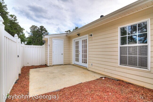Building Photo - 2 br, 2 bath House - 305 Evans Lake Way