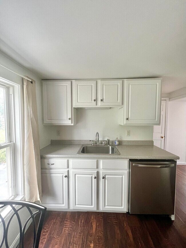 Foto del edificio - 394 Main St