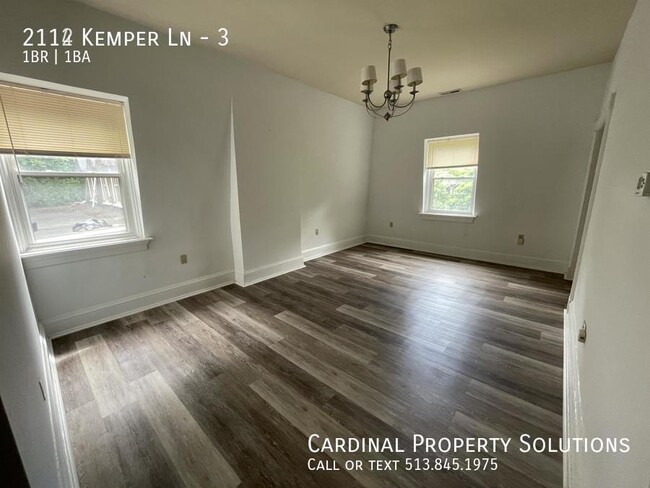 Building Photo - 2114 Kemper Ln