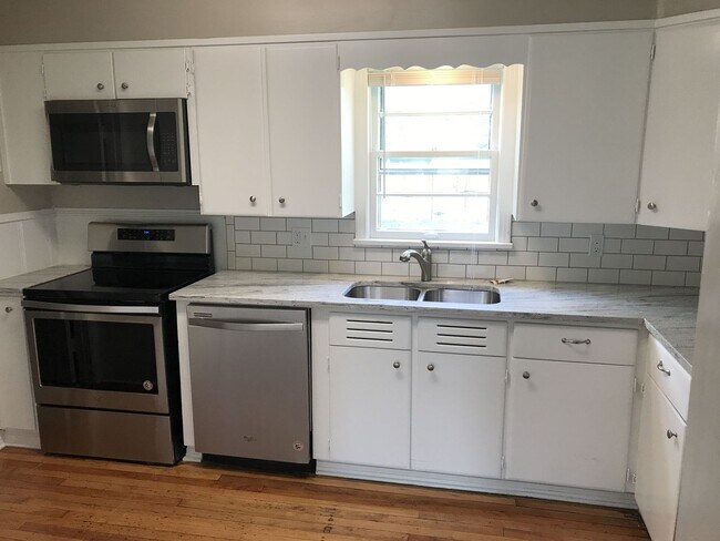 Foto del edificio - Pre Leasing for fall 2026! 3/2 in Tech Terrace