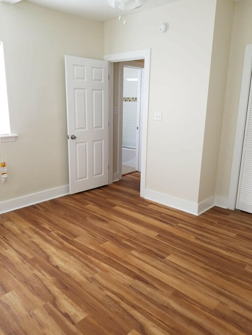 Building Photo - 34 Morris St