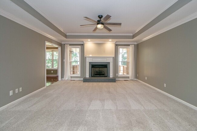 Building Photo - 2575 Village Ct