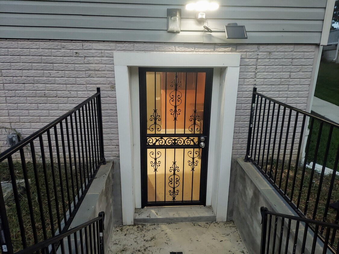 15302 Pulaski Rd Unit Basement, Brandywine, MD 20613 Apartments in