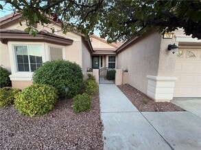 Building Photo - 128 Torchwood Ln