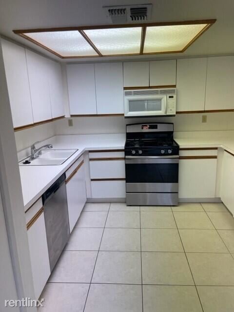 Foto del edificio - 2 br, 2 bath Condo - 200 E Racquet Club Rd...