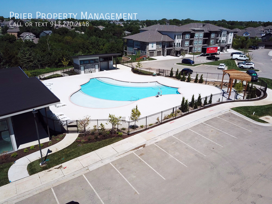 Foto principal - Parkview Apartment - Available NOW