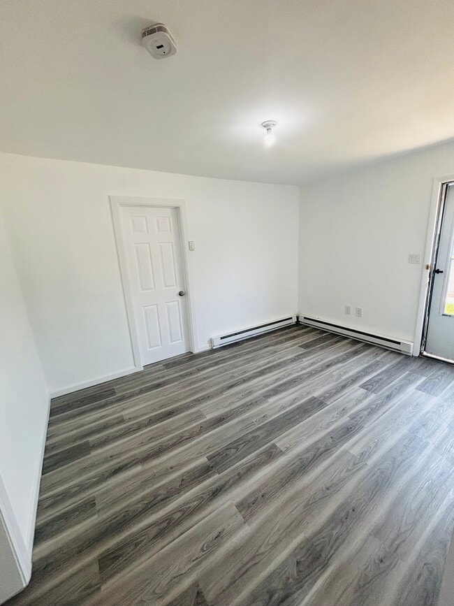 Foto del edificio - 1165 McBride Ave