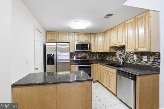 Foto del edificio - 10208 Ashbrooke Ct