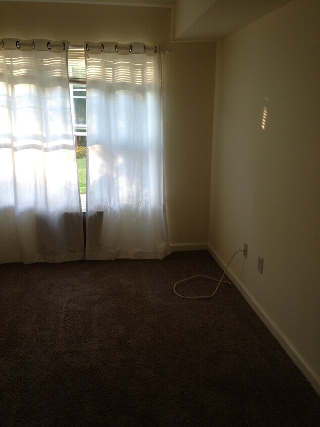 bedroom - 24 Stone Creek Ln