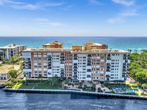 Building Photo - 1150 Hillsboro Mile