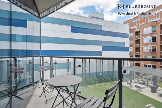 Foto del edificio - 730 W Couch Pl