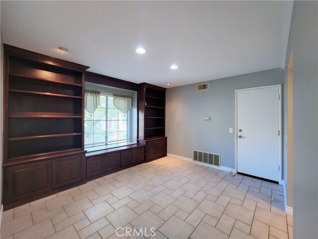 Foto del edificio - 1271 Dunham Ln