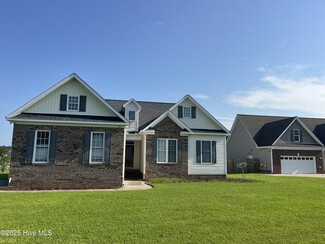 Building Photo - 333 Daisy Ln