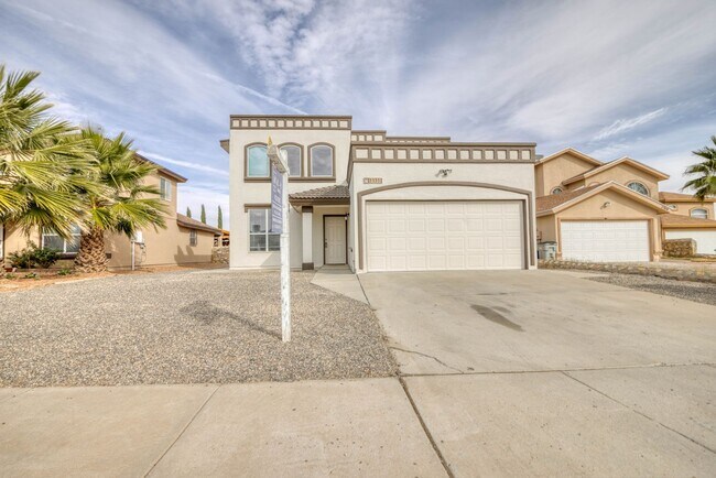 Foto del edificio - Beautiful House 4 bed/2 baths in Northeast...