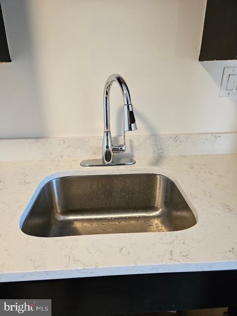 Building Photo - 21 Locust Ct