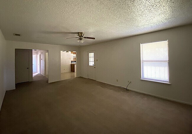 Building Photo - 1508 Edgefield St