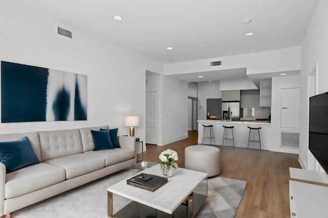 Building Photo - 5308 Sepulveda Blvd