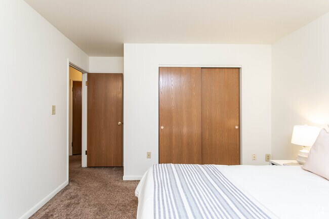 2HAB, 1BA - 768 ft² - The Anna Apartments