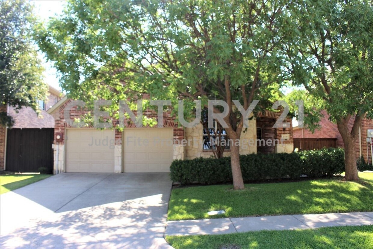 Primary Photo - Lovely 2-Story 4/3.5/2 in Frisco For Rent!