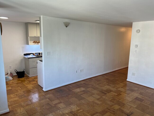 Sala principal - Entrada - 2939 Van Ness St NW