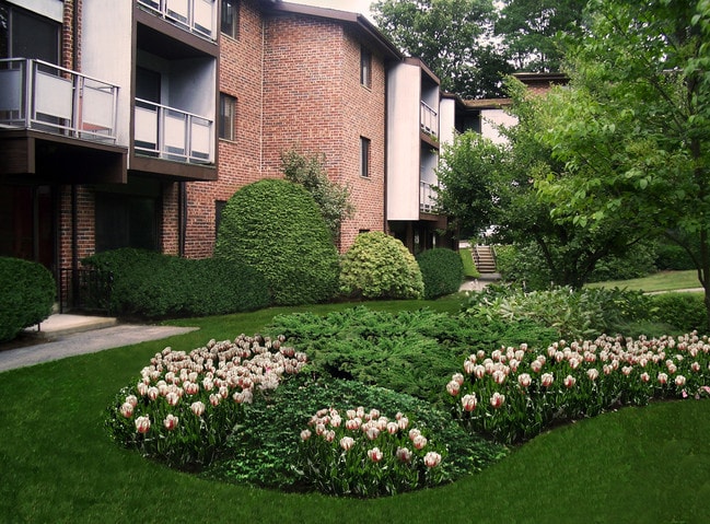 Foto del edificio - Imperial Village Apartments